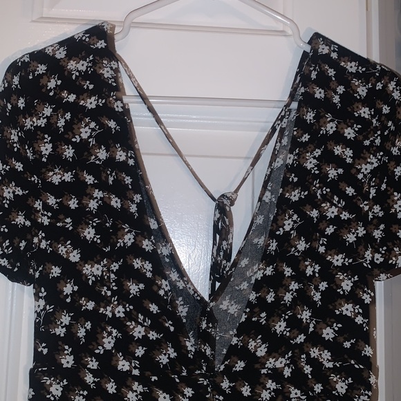 Floral Mini Dress with Open Back - Picture 2 of 2